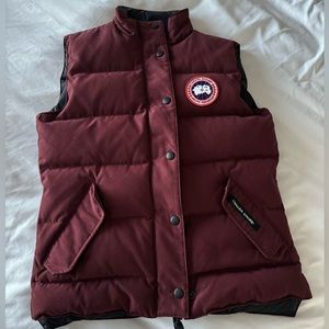 Canada Goose woman’s Freestyle vest size S